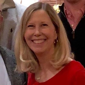 Meet your Posher, Leslie